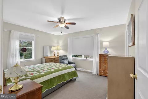 213 E 6th St, Lititz, PA 17543 photo 29