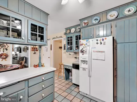 Kitchen - 618 W 3rd Ave, Lititz, PA 17543 photo 3 of 3