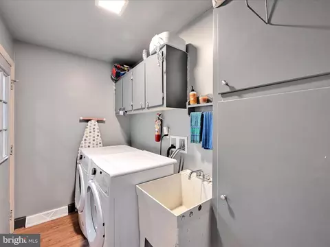 Other - 618 W 3rd Ave, Lititz, PA 17543 photo 4 of 9