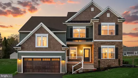 23 Vista Ct, Lititz, PA 17543