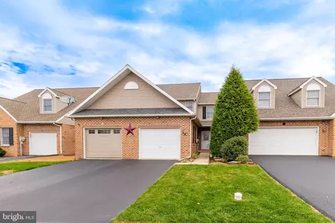 39 Pennridge Ave, Mountville, PA 17554