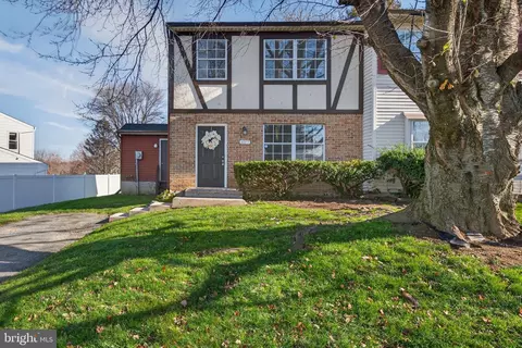 1077 Monticello Ln, Lancaster, PA 17603