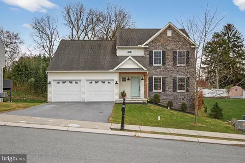 6 Woodlyn Ct, Lancaster, PA 17603