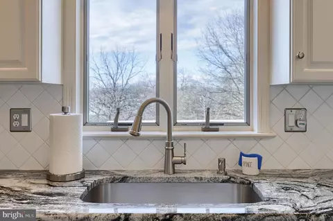Kitchen - 35 Field Ln, Lititz, PA 17543 photo 5 of 5