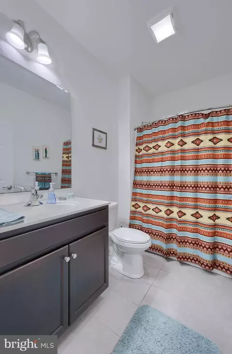 Bath - 423 Valor Dr, Lititz, PA 17543 photo 1 of 1