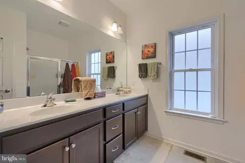Entry Way - 423 Valor Dr, Lititz, PA 17543 photo 5 of 5