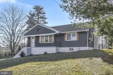 4 Truce Rd, New Providence, PA 17560