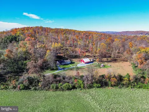 675 S Ridge Rd, Denver, PA 17517