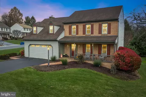 3604 Peregrine Cir, Mountville, PA 17554