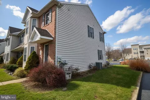 Exterior - 486 Balmer Rd, Lititz, PA 17543 photo 5 of 5