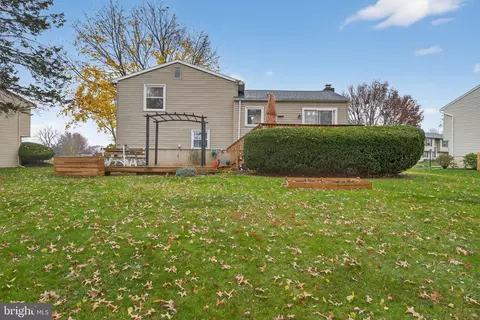 141 Summer Ln, Lititz, PA 17543 photo 34