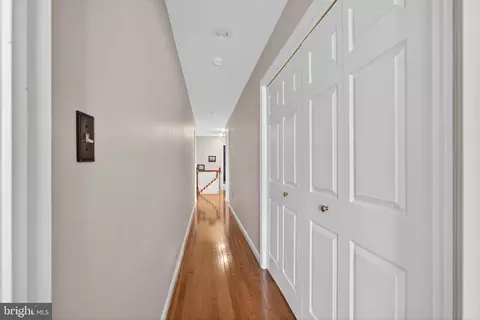 Entry Way - 35 Old Post Ln, Lititz, PA 17543 photo 10 of 11