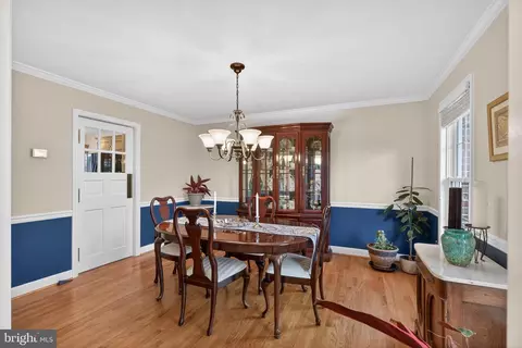 Dining - 35 Old Post Ln, Lititz, PA 17543 photo 2 of 2