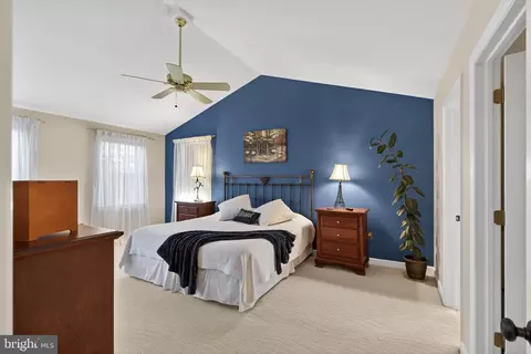 Bedroom - 35 Old Post Ln, Lititz, PA 17543 photo 1 of 8