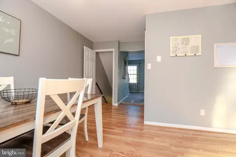 Entry Way - 407 Crosswinds Dr, Lititz, PA 17543 photo 2 of 2