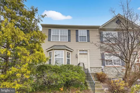 352 Knollwood Rd, Millersville, PA 17551