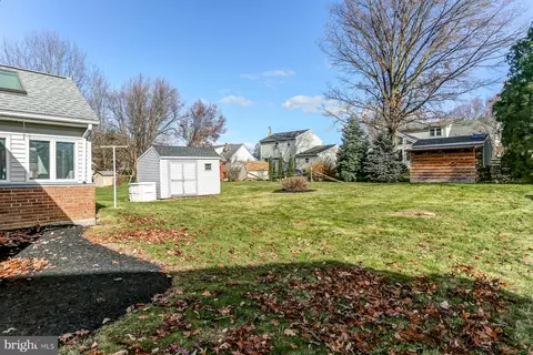 Exterior - 233 Cardinal Rd, Lititz, PA 17543 photo 7 of 7