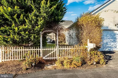 Exterior - 1016 Sloan St, Lititz, PA 17543 photo 10 of 10
