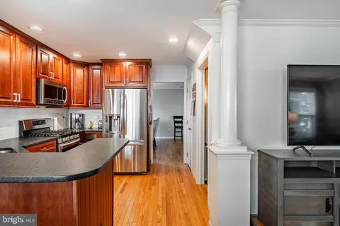 Entry Way - 1016 Sloan St, Lititz, PA 17543 photo 1 of 2