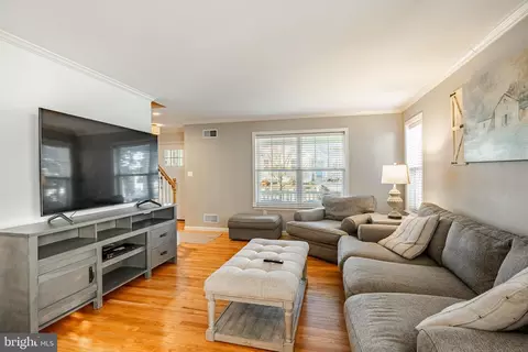 Living - 1016 Sloan St, Lititz, PA 17543 photo 3 of 3