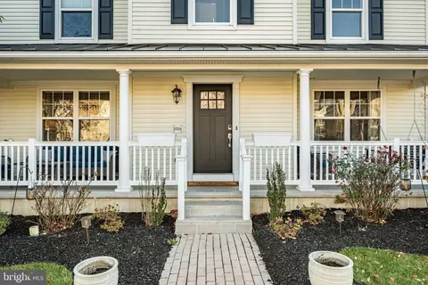 Exterior - 1016 Sloan St, Lititz, PA 17543 photo 3 of 10