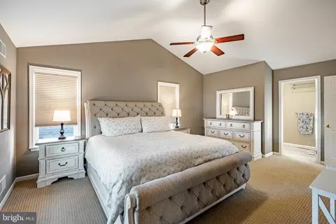 Bedroom - 1016 Sloan St, Lititz, PA 17543 photo 2 of 5