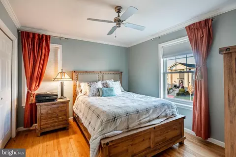 Bedroom - 1016 Sloan St, Lititz, PA 17543 photo 3 of 5
