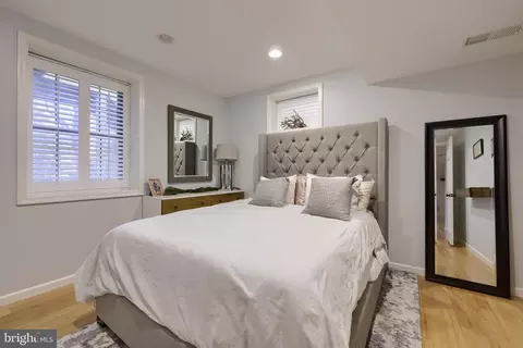 Bedroom - 307 Bowyer Ln, Lititz, PA 17543 photo 1 of 6