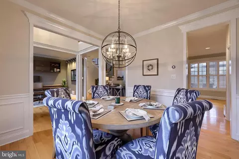 Dining - 307 Bowyer Ln, Lititz, PA 17543 photo 4 of 4