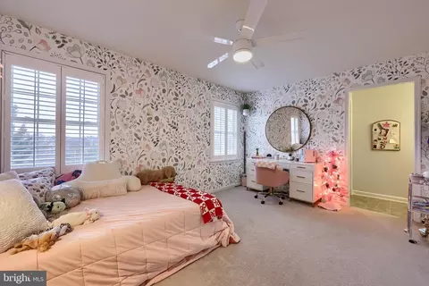 Bedroom - 307 Bowyer Ln, Lititz, PA 17543 photo 3 of 6