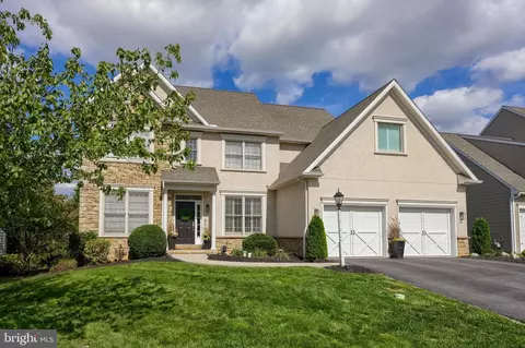 Exterior - 307 Bowyer Ln, Lititz, PA 17543 photo 5 of 6