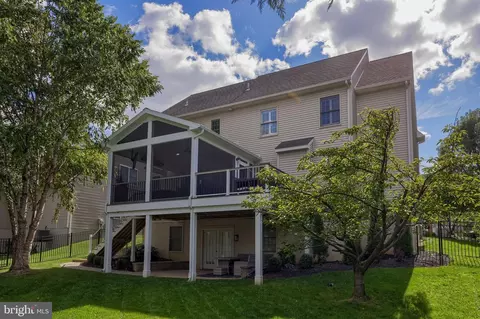 Exterior - 307 Bowyer Ln, Lititz, PA 17543 photo 6 of 6