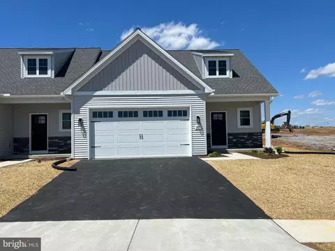 307 Ridgefield Dr, Elizabethtown, PA 17022