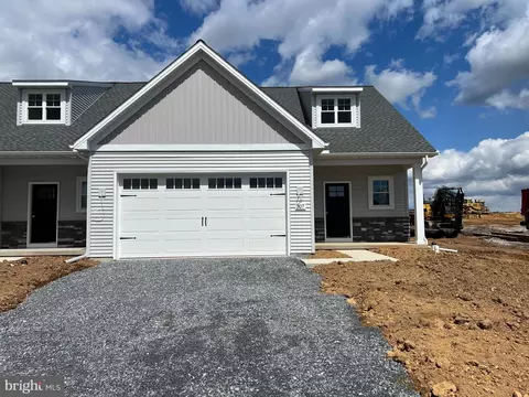 307 Ridgefield Dr, Elizabethtown, PA 17022