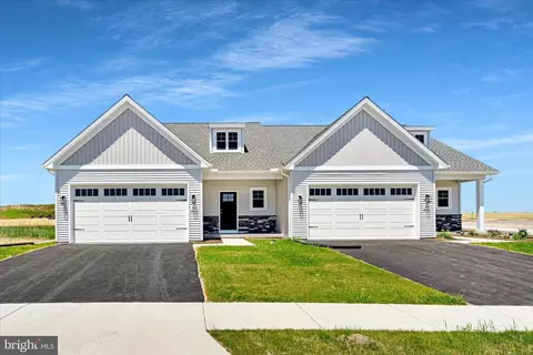 309 Ridgefield Dr, Elizabethtown, PA 17022