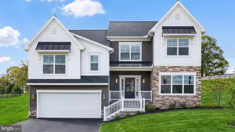 Vista Court, Lititz, PA 17543