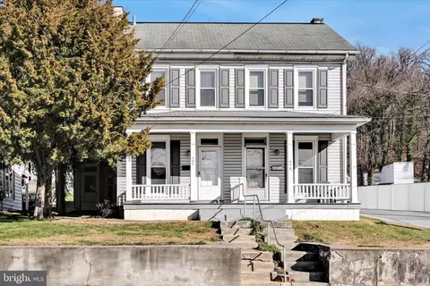 432 E Main St, Ephrata, PA 17522