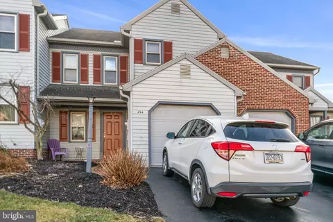 214 Sand Ct, Ephrata, PA 17522