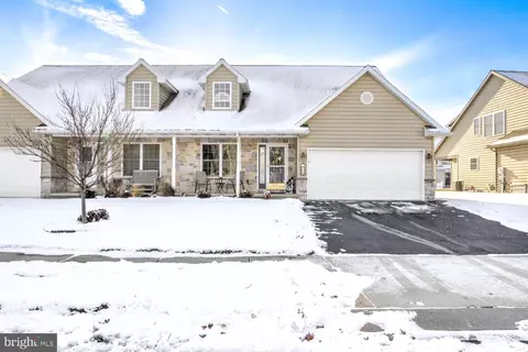 66 Agape Dr, Ephrata, PA 17522