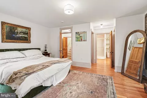 Bedroom - 24 E Orange St, Lititz, PA 17543 photo 6 of 7
