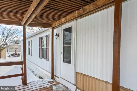 55 Penn Valley Vlg, Lititz, PA 17543 photo 4