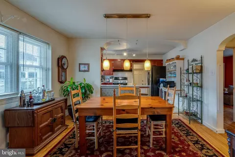 Dining - 141 E Lincoln Ave, Lititz, PA 17543 photo 1 of 3