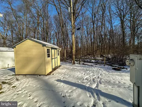 760 Azalea Ln, Gap, PA 17527 photo 11