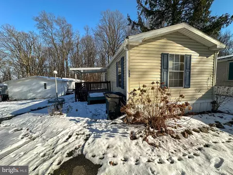 760 Azalea Ln, Gap, PA 17527 photo 5