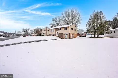 1093 Rettew Mill Rd, Ephrata, PA 17522
