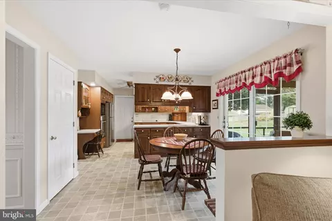 546 Hi View Dr, Lititz, PA 17543 photo 17