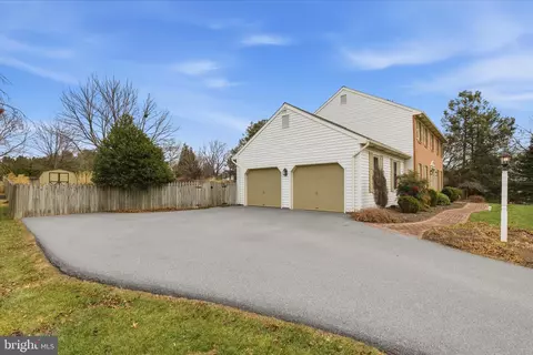 546 Hi View Dr, Lititz, PA 17543 photo 5