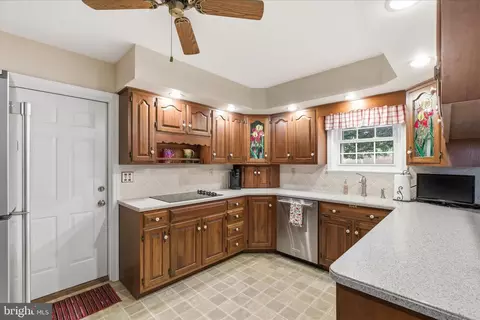 546 Hi View Dr, Lititz, PA 17543 photo 21