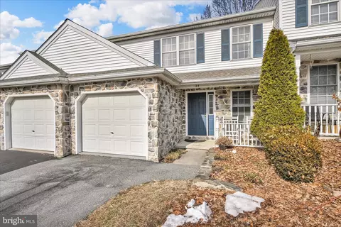 Exterior - 24 Heron Rd, Lititz, PA 17543 photo 6 of 10
