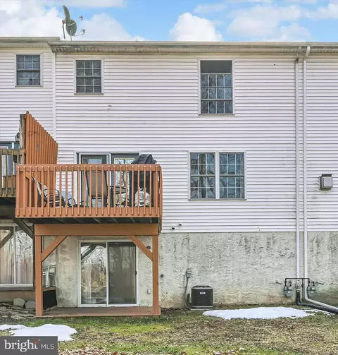 Exterior - 24 Heron Rd, Lititz, PA 17543 photo 8 of 10